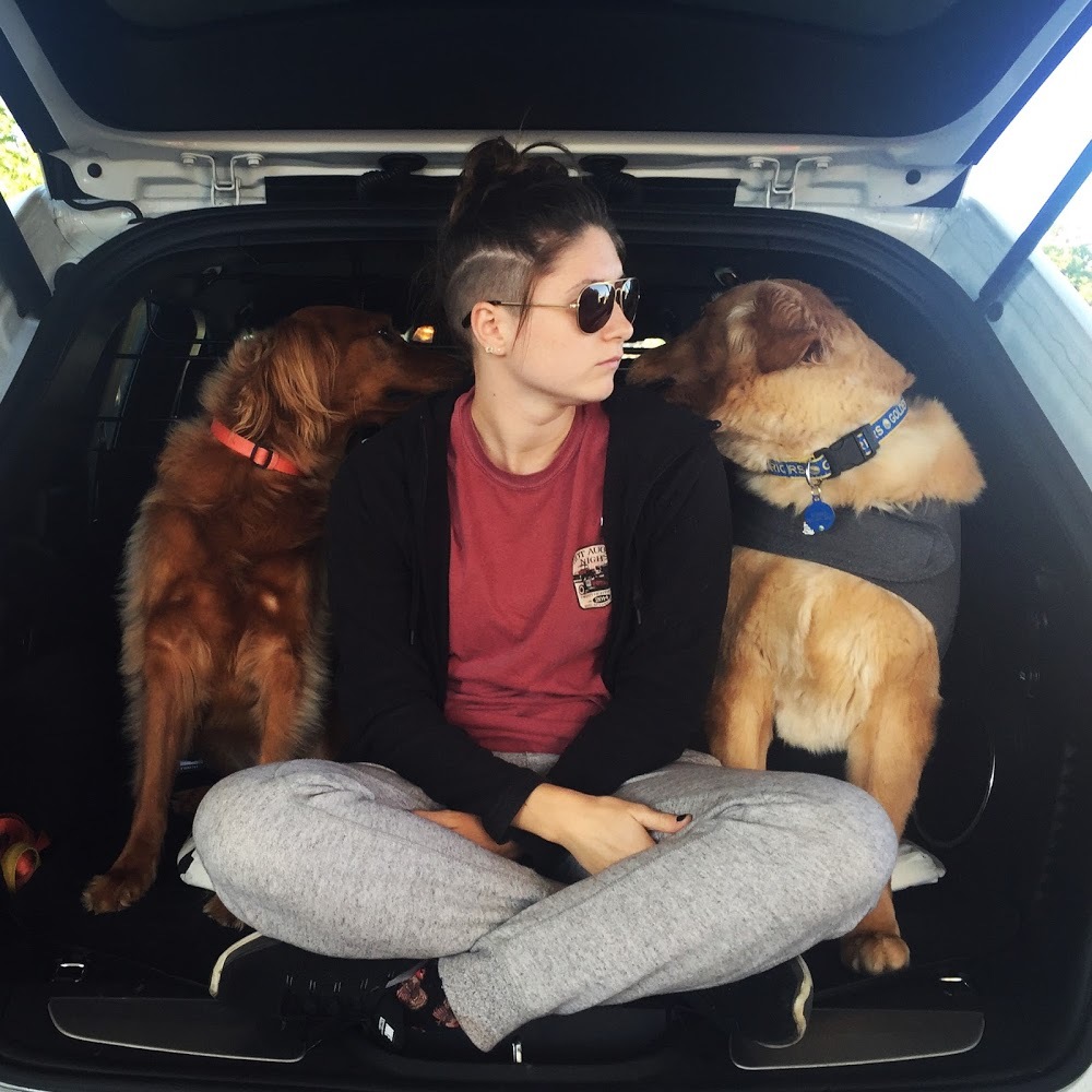 Meet your Posher, Caitlin